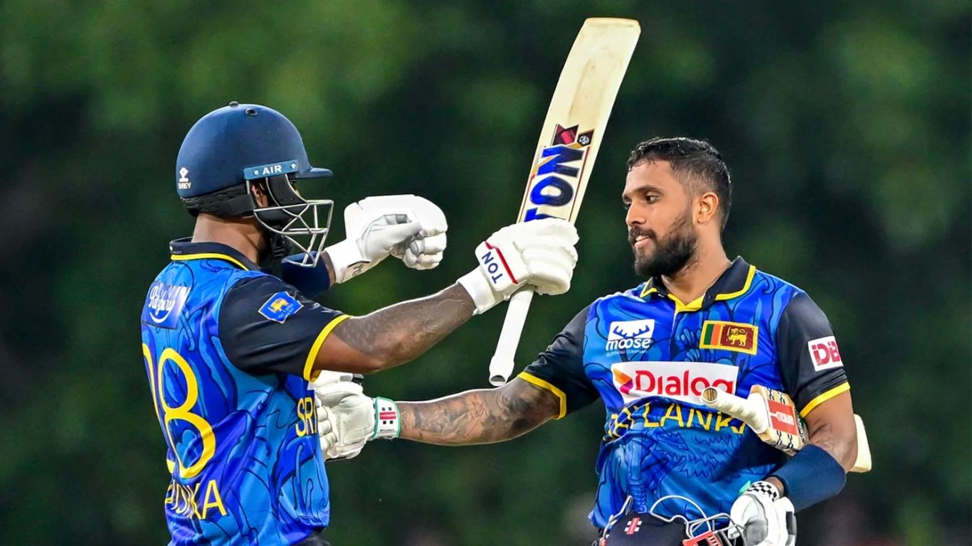 කුසල් මෙන්ඩිස් හා අවිශ්ක ප්රනාන්දු