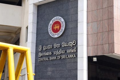 කසාගල ග්‍රීන් හා සිලෝන් ග්‍රීන් ලයිෆ් ඇතුළු සමාගම් හයක වත්කම් තහනම් කරයි